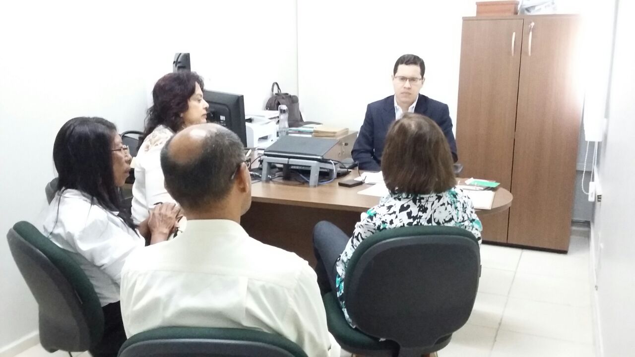 Defensoria Pública presta orientação a APALA sobre OSCIP
